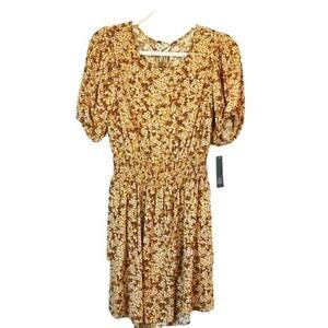 NWT Yellow Floral Dress Open Back Short Sleeve Layered Skirt Medium